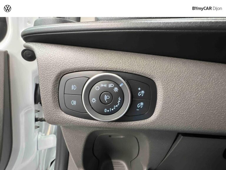 Ford Transit Custom FOURGON 280 2.0 ECOBLUE 170 BVA TREND BUSINESS - Image 18 (July 6, 2026)