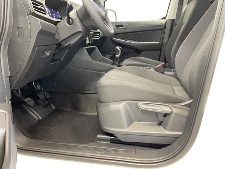 Volkswagen Caddy CARGO 2.0 TDI 102 BVM6 - Image 11 (July 6, 2026)