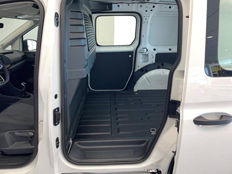 Volkswagen Caddy CARGO 2.0 TDI 102 BVM6 - Image 12 (July 6, 2026)