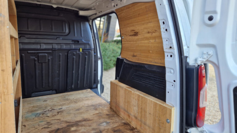 Citroën Berlingo 1000 KG BlueHDi 100 SetS BVM DRIVER - Image 20 (July 6, 2026)