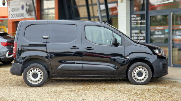 Citroën Berlingo Taille M BlueHDi 130 SetS EAT8 CLUB - Image 11 (July 6, 2026)