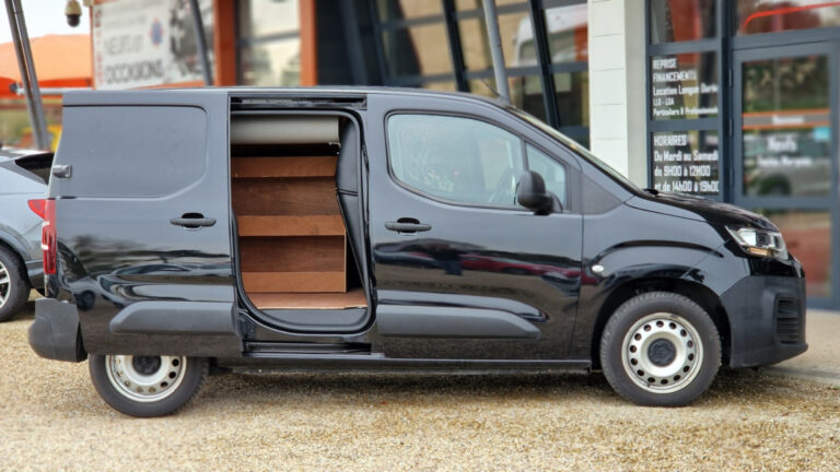 Citroën Berlingo Taille M BlueHDi 130 SetS EAT8 CLUB - Image 18 (July 6, 2026)