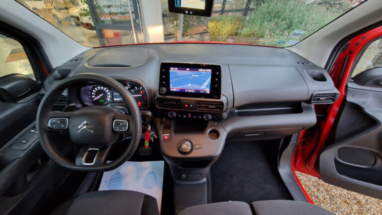 Citroën Berlingo Taille M BlueHDi 130 SetS EAT8 DRIVER - Image 18 (July 6, 2026)