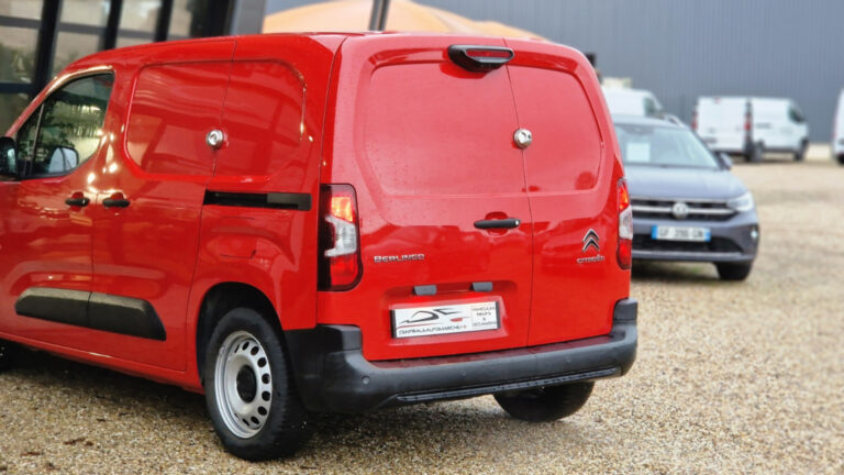 Citroën Berlingo Taille M BlueHDi 130 SetS EAT8 DRIVER - Image 15 (July 6, 2026)