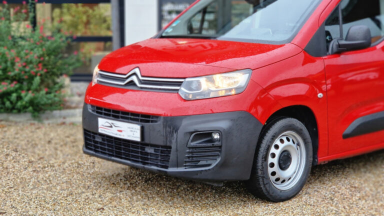 Citroën Berlingo Taille M BlueHDi 130 SetS EAT8 DRIVER - Image 05 (July 6, 2026)