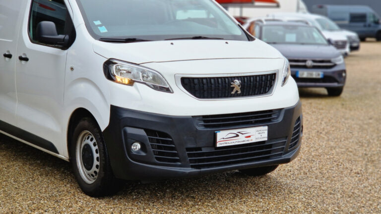 Peugeot Expert STANDARD 1.5 BLUEHDI 120 SetS BVM6 PREMIUM - Image 03 (July 6, 2026)