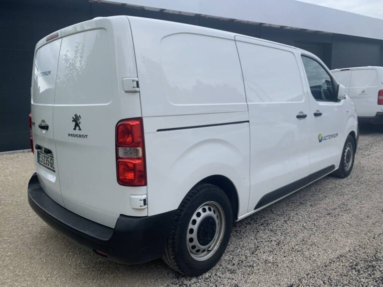 Peugeot Expert III 1.6 BlueHDi 115 S&S Standard Premium - Image 02 (July 6, 2026)