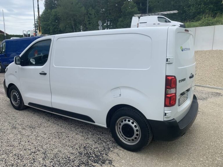Peugeot Expert III 1.6 BlueHDi 115 S&S Standard Premium - Image 04 (July 6, 2026)