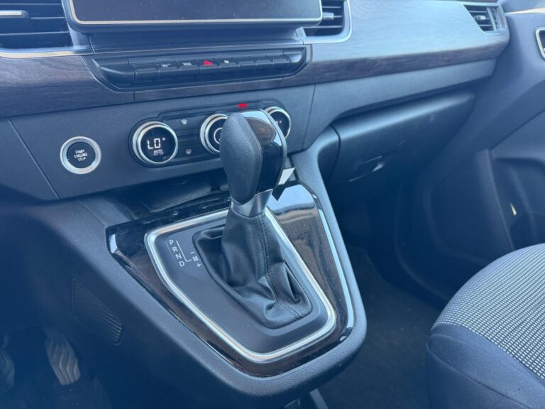 Renault Kangoo 1.5 BLUE DCI 115 TECHNO EDC - Image 20 (July 6, 2026)