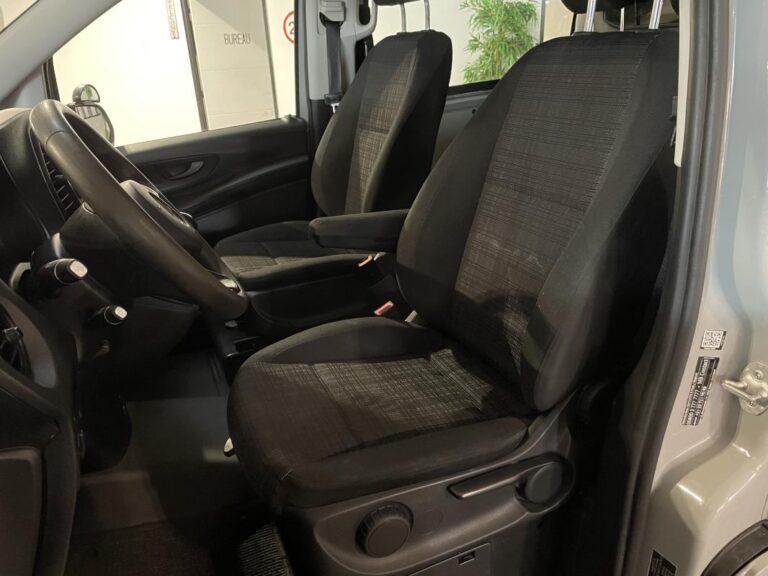 Mercedes Vito MIXTO 111CDI 114CH -LONG L2 H1-ATTELAGE-5 PLACES-CHAÎNE DISTRIBUTION-GARANTIE 6 MOIS- - Image 11 (July 6, 2026)