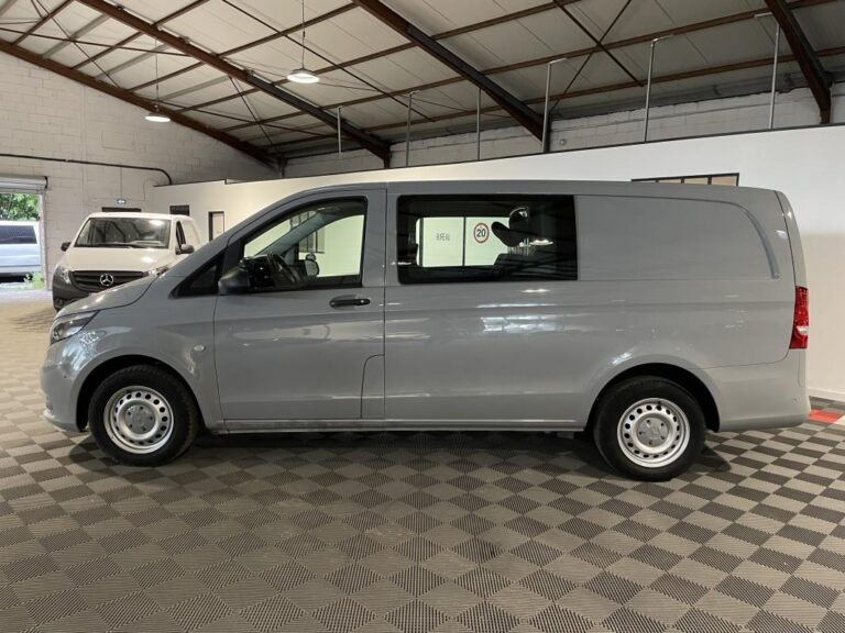 Mercedes Vito MIXTO 111CDI 114CH -LONG L2 H1-ATTELAGE-5 PLACES-CHAÎNE DISTRIBUTION-GARANTIE 6 MOIS- - Image 07 (July 6, 2026)