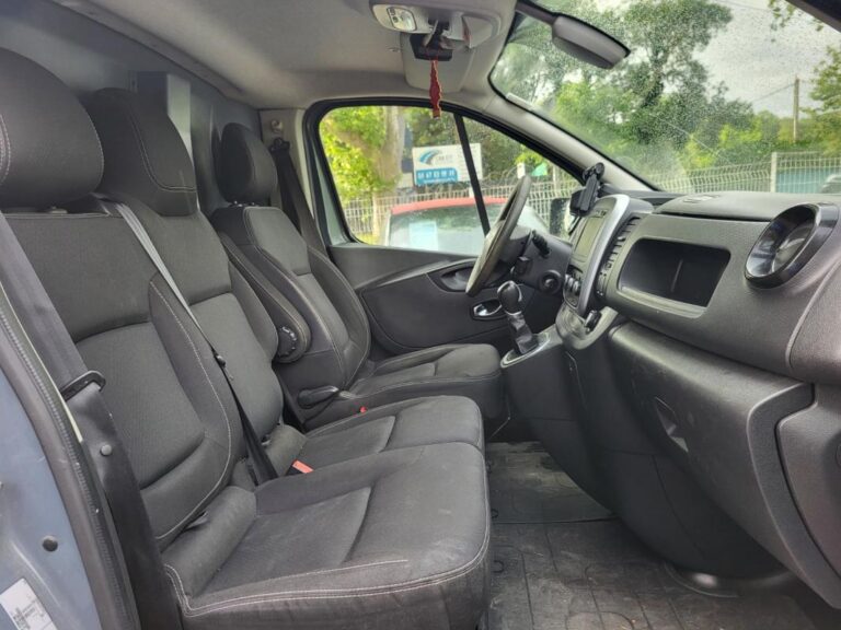 Nissan NV300 FRIGORIFIQUE 2.0 DCI 145CH N-CONNECTA DCT - Image 06 (July 6, 2026)