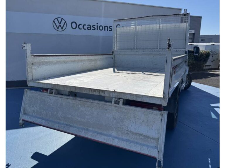 Volkswagen Crafter FOURGON CSC BENNE 4MOTION 35 L3 2.0 TDI 177CH BUSINESS - Image 03 (July 6, 2026)