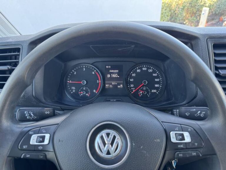 Volkswagen Crafter FOURGON CSC BENNE 4MOTION 35 L3 2.0 TDI 177CH BUSINESS - Image 08 (July 6, 2026)