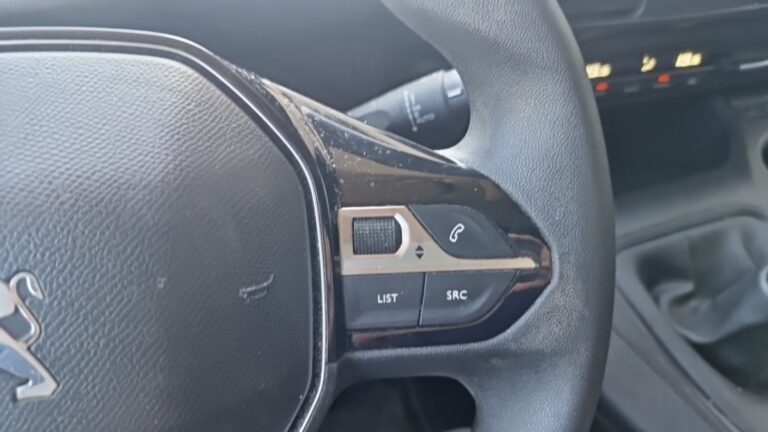 Peugeot Partner FOURGON LONG 950 KG BLUEHDI 130 SS BVM6 PREMIUM - Image 12 (July 6, 2026)