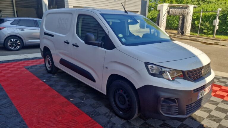 Peugeot Partner FOURGON LONG 950 KG BLUEHDI 130 SS BVM6 PREMIUM - Image 02 (July 6, 2026)
