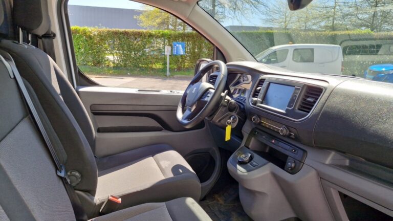 Peugeot Expert FOURGON tole long bluehdi 180 ss eat8 premium - Image 07 (July 6, 2026)