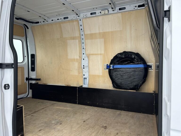 Renault Master Fg VUL FGN TRAC F3500 DCI 135 GRAND CONFORT 4p - Image 16 (July 6, 2026)