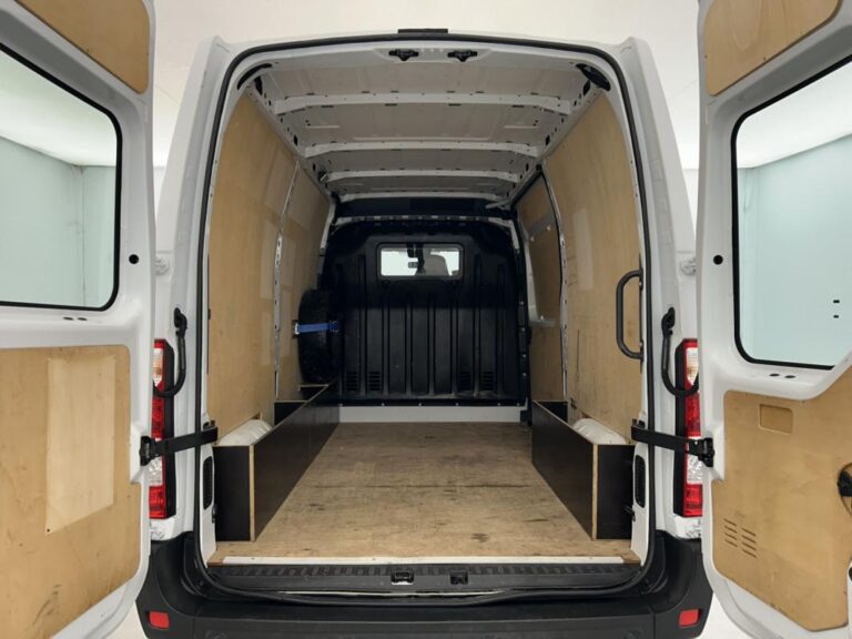 Renault Master Fg VUL FGN TRAC F3500 DCI 135 GRAND CONFORT 4p - Image 18 (July 6, 2026)
