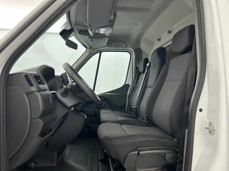 Renault Master Fg VUL FGN TRAC F3500 DCI 135 GRAND CONFORT 4p - Image 09 (July 6, 2026)