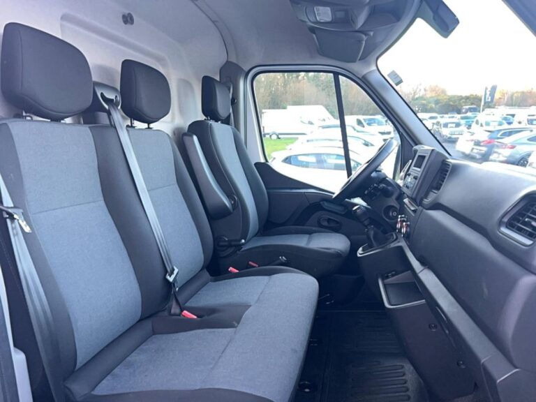 Renault Master Fg VUL FGN TRAC F3500 BLUE DCI 135 CONFORT 4p - Image 13 (July 6, 2026)