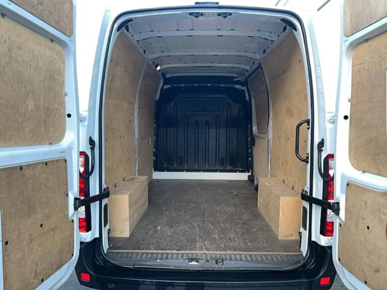 Renault Master Fg VUL FGN TRAC F3500 BLUE DCI 135 CONFORT 4p - Image 17 (July 6, 2026)