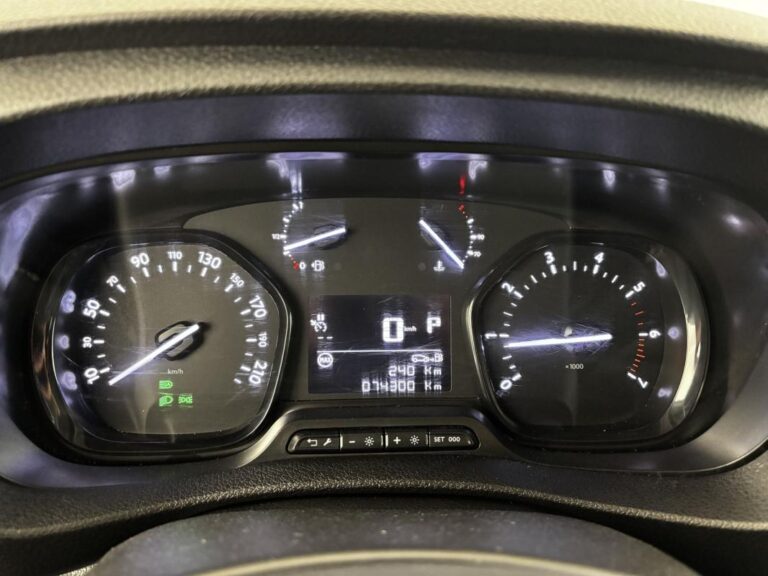Peugeot Expert CA STANDARD BLUEHDI 180 S&S EAT8 FIXE ASPHALT 4p - Image 15 (July 6, 2026)