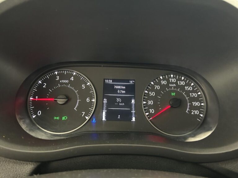 Renault Master CCb VUL Frigo R3500 L2 2.3 Blue dCi 145ch Confort + Groupe frigorifique Thermo King + Demi hayon - Image 15 (July 6, 2026)