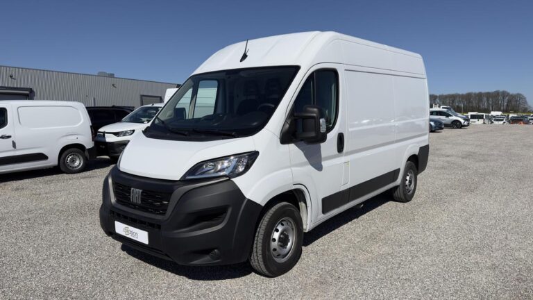 Fiat Ducato FOURGON FGN MH2 3.0T 120 CH S&S BVM6 - Image 01 (July 6, 2026)