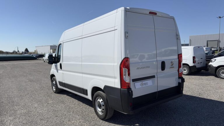 Fiat Ducato FOURGON FGN MH2 3.0T 120 CH S&S BVM6 - Image 03 (July 6, 2026)