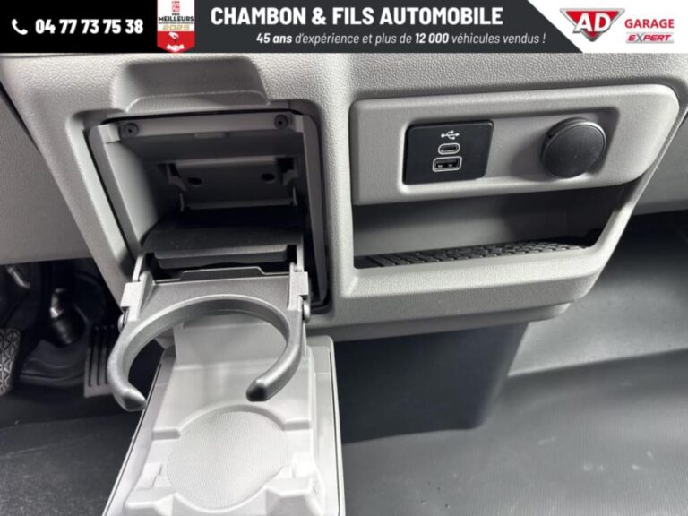 Ford Transit Custom FOURGON 320 2.0 ECOBLUE 170 CH BVA8 4X4 SPORT Prix: 42908 HT - Image 18 (July 6, 2026)