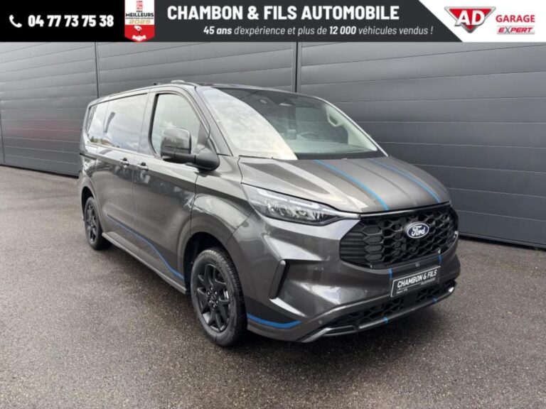 Ford Transit Custom FOURGON 320 2.0 ECOBLUE 170 CH BVA8 4X4 SPORT Prix: 42908 HT - Image 01 (July 6, 2026)