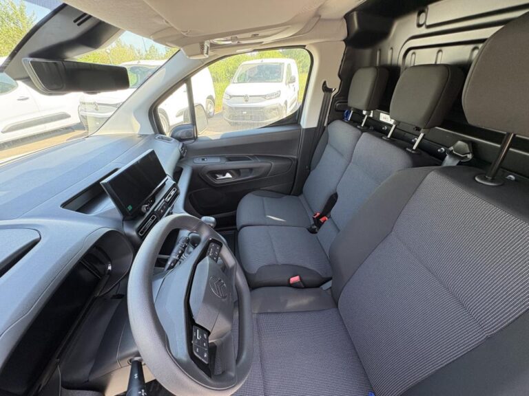 Citroën Berlingo VAN M 100 CH Pack Premium Connect - Image 10 (July 7, 2026)