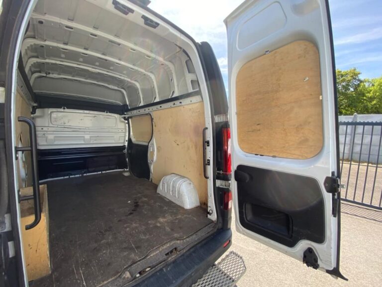 Renault Trafic GRD CONFOOT 2.0DCI 145 13.300€HT – CAMERA/CLIM/BLUETOOTH/RADARS AR - Image 17 (July 6, 2026)
