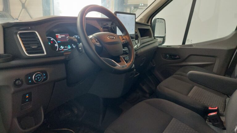 Ford Transit electrique 184CH TREND BUSINESS BATTERIE 75/68 KWH - Image 20 (July 6, 2026)