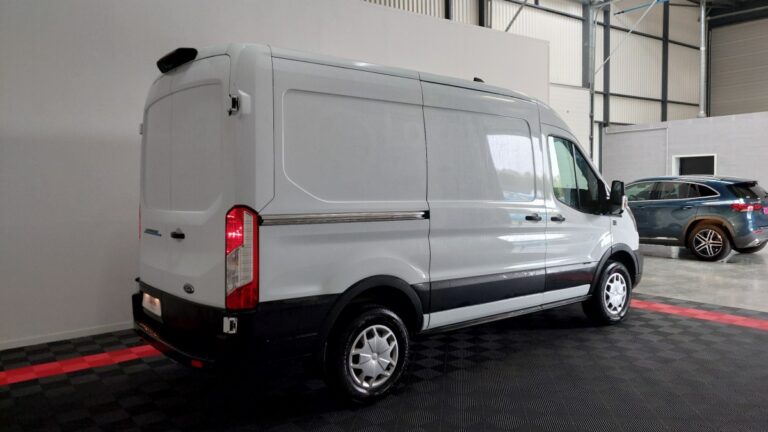 Ford Transit electrique 184CH TREND BUSINESS BATTERIE 75/68 KWH - Image 04 (July 6, 2026)