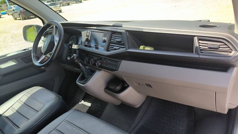 Volkswagen Transporter VI 2.0 TDI 150 4Motion Business - Image 10 (July 6, 2026)