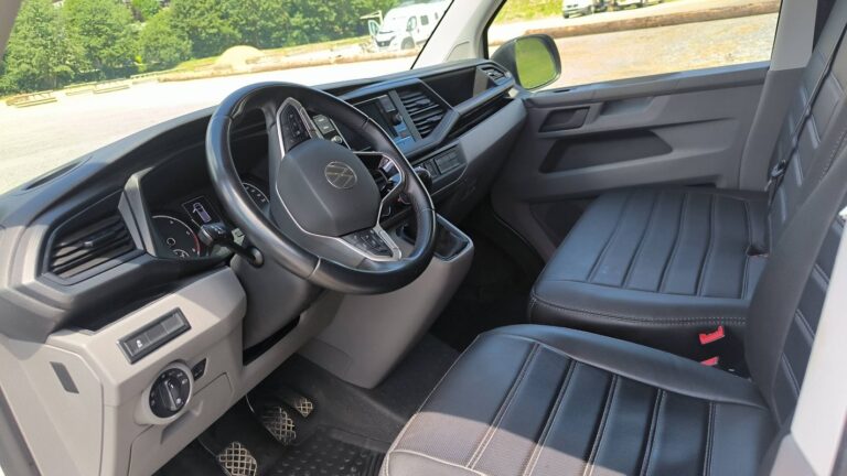 Volkswagen Transporter VI 2.0 TDI 150 4Motion Business - Image 08 (July 6, 2026)