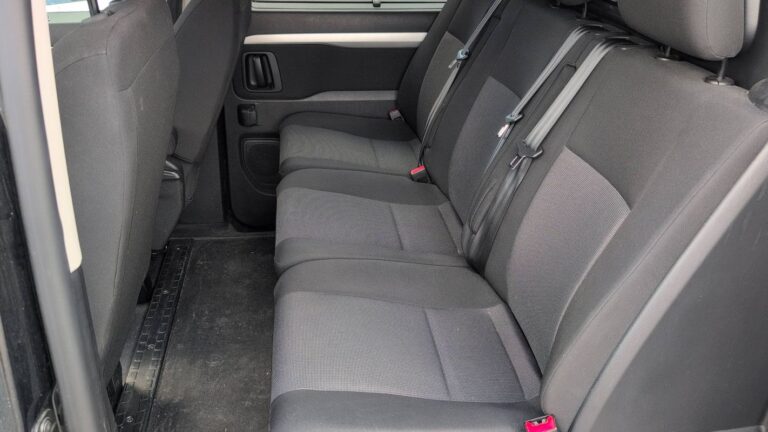 Peugeot Expert 2.0 BlueHDi 177 EAT8 Cabine Approfondie Fixe Asphalt - Image 09 (July 6, 2026)
