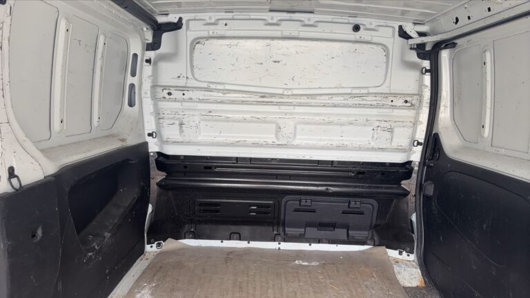 Renault Trafic 2.0 dCi 145 Business - Image 09 (July 6, 2026)