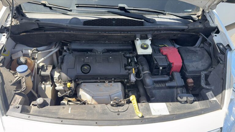 Peugeot Partner VU 1.6 VTi 98 Confort - Image 15 (July 6, 2026)