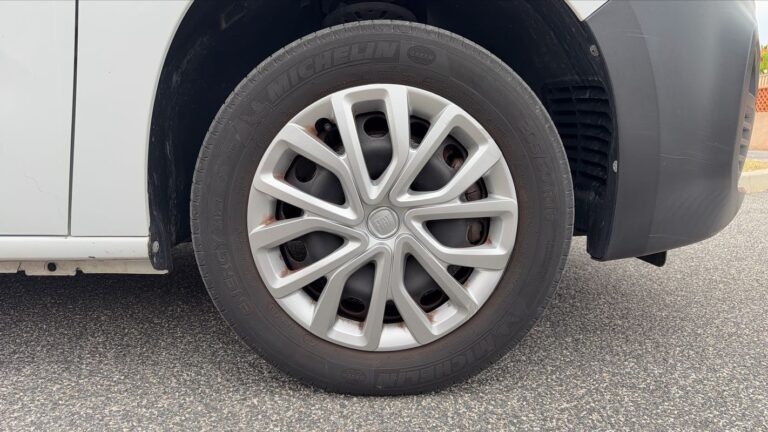 Fiat Doblo VU 5 1.5 BlueHDi 130 BVA8 Professional – Automatique - Image 17 (July 6, 2026)