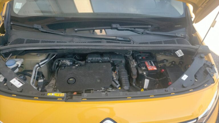 Citroën Berlingo VU 1.5 BlueHDi 130 EAT8 Business - Image 15 (July 6, 2026)