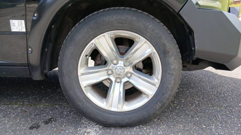 Dodge Ram 1500 Dépanneuse 5.7 V8 HEMI 400 4X4 BVA9 Laramie - Image 17 (July 6, 2026)