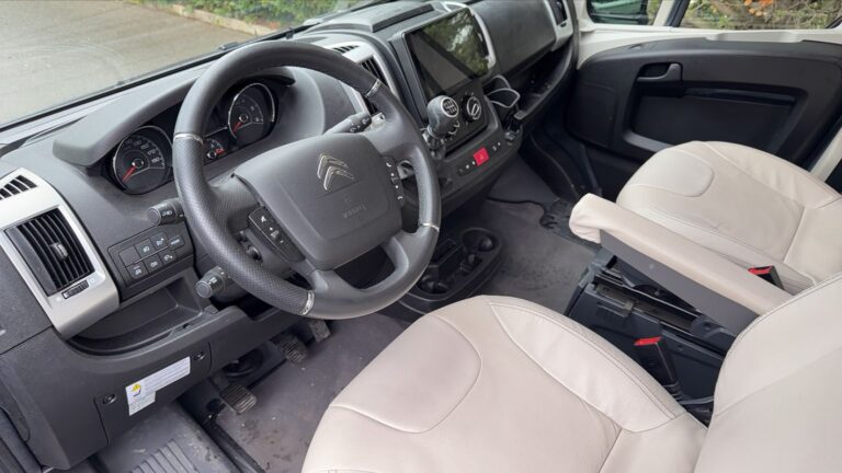 Citroën Jumper 2.2 BlueHDi 140 Driver - Image 08 (July 6, 2026)
