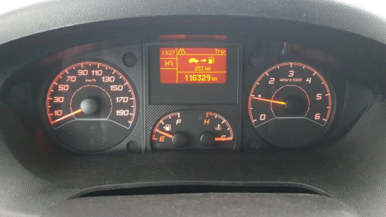 Peugeot Boxer VU II 2.2 BlueHDi 120 Asphalt - Image 12 (July 6, 2026)