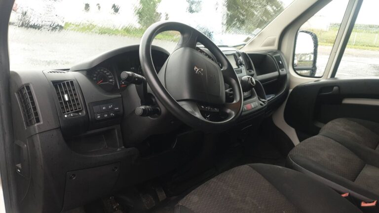 Peugeot Boxer VU II 2.2 BlueHDi 120 Asphalt - Image 08 (July 6, 2026)