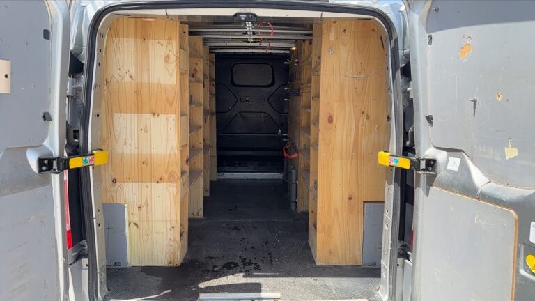 Ford Transit Custom Fourgon VU 2.0 Ecoblue 130 BVA6 Trend Business – 3 places Automatique - Image 14 (July 6, 2026)
