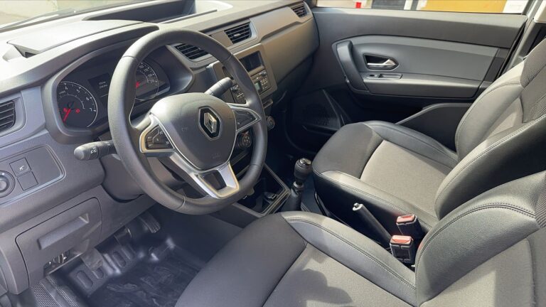 Renault Express 1.5 BluedCi 75 Confort - Image 08 (July 6, 2026)