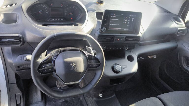 Peugeot Partner VU 1.5 BlueHDi 130 EAT8 * - Image 11 (July 6, 2026)